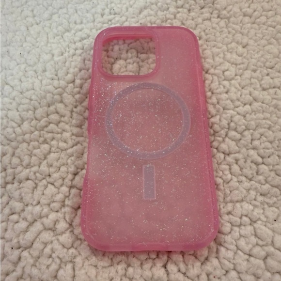 Otterbox Symmetry Series Soft Touch for iPhone 16 Pro - Picture 2 of 5